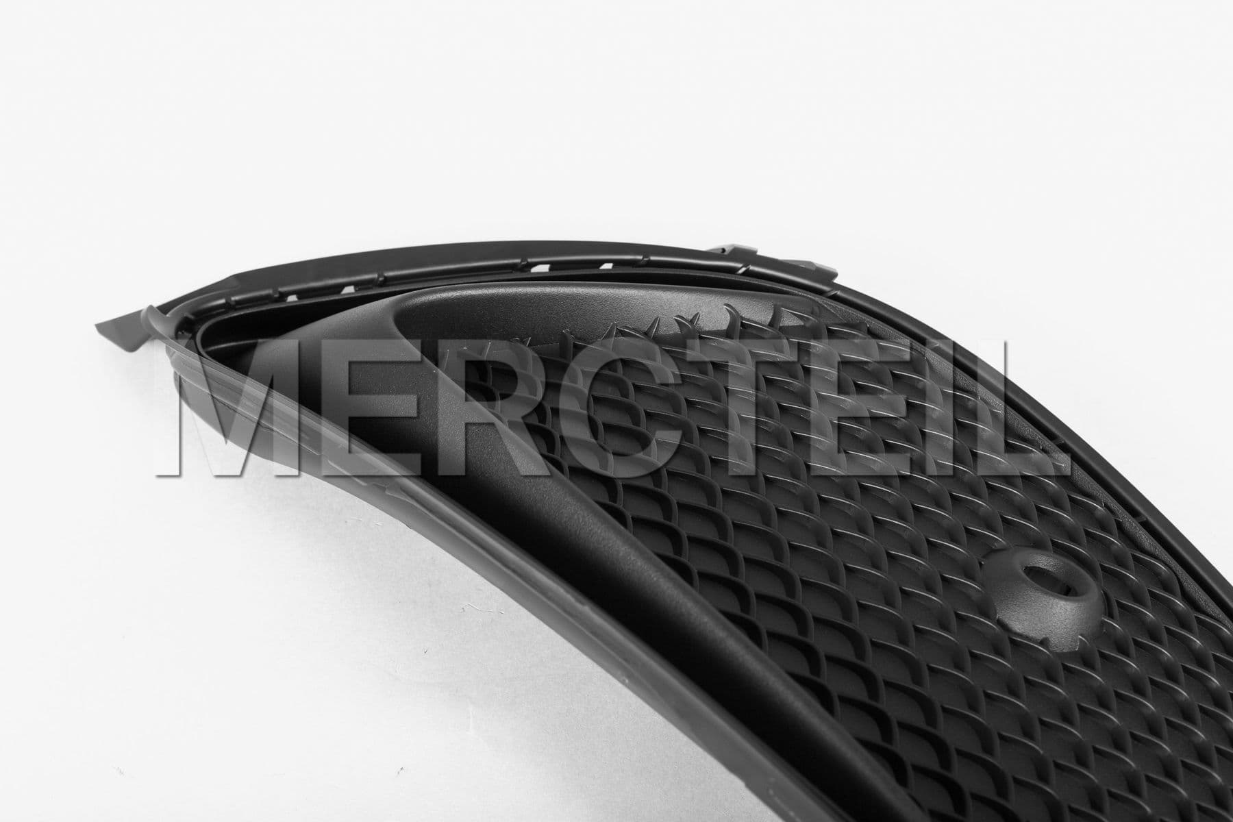 A1178857600 MERCEDES-BENZ COVER BUMPER AREA