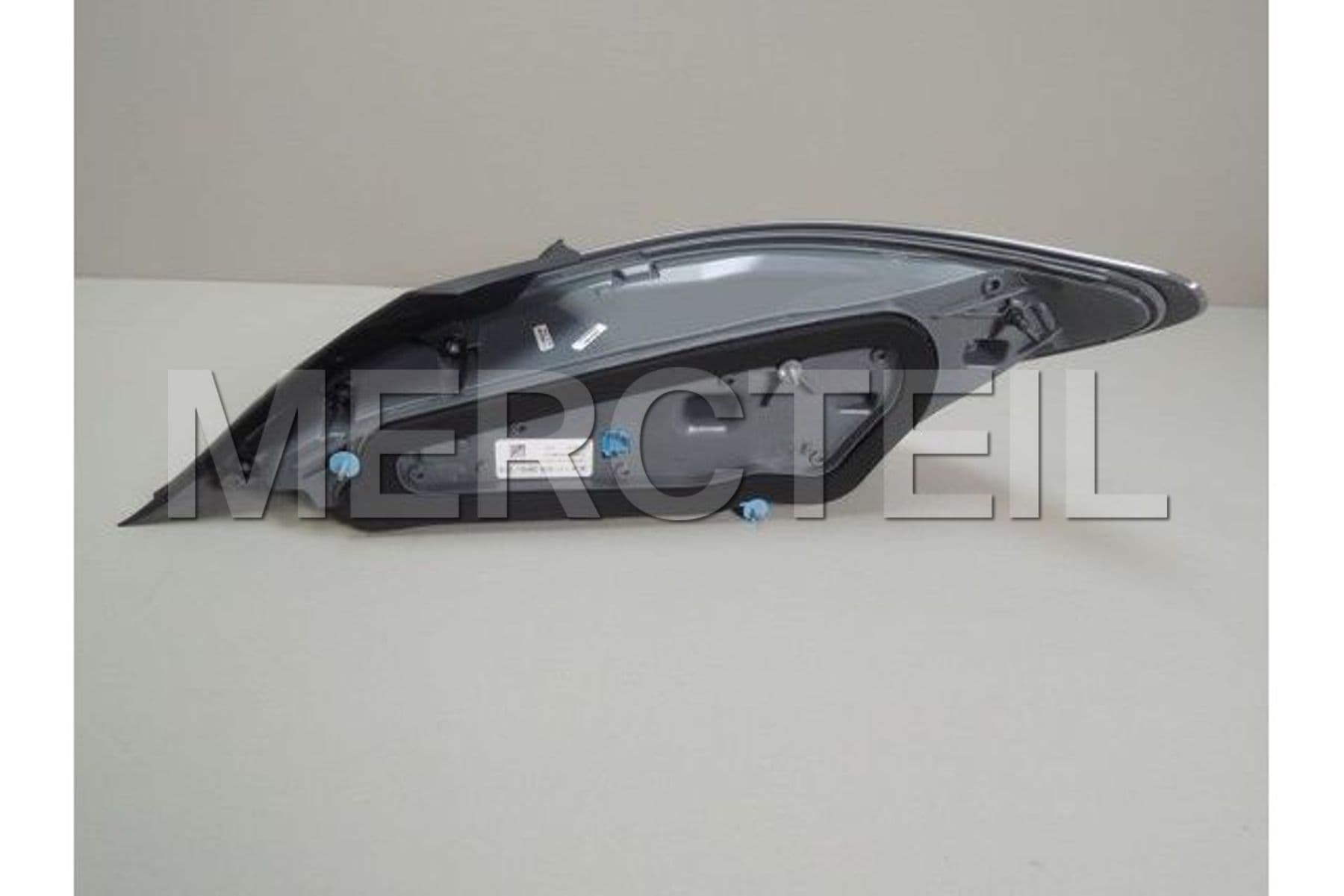 A1179063900 MERCEDES-BENZ REAR LAMP COMBINATION