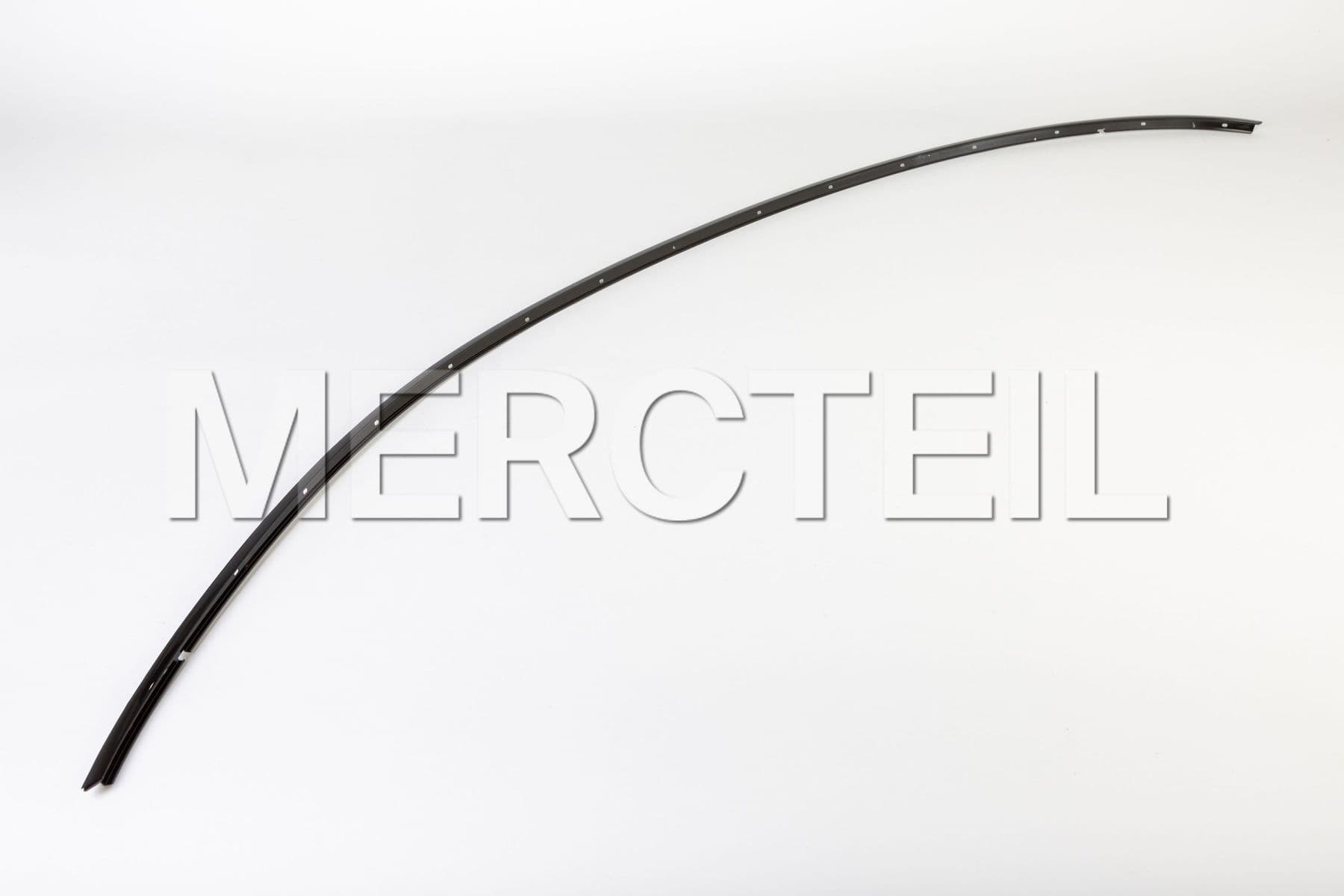 A1186731300 MERCEDES-BENZ TRIM STRIP