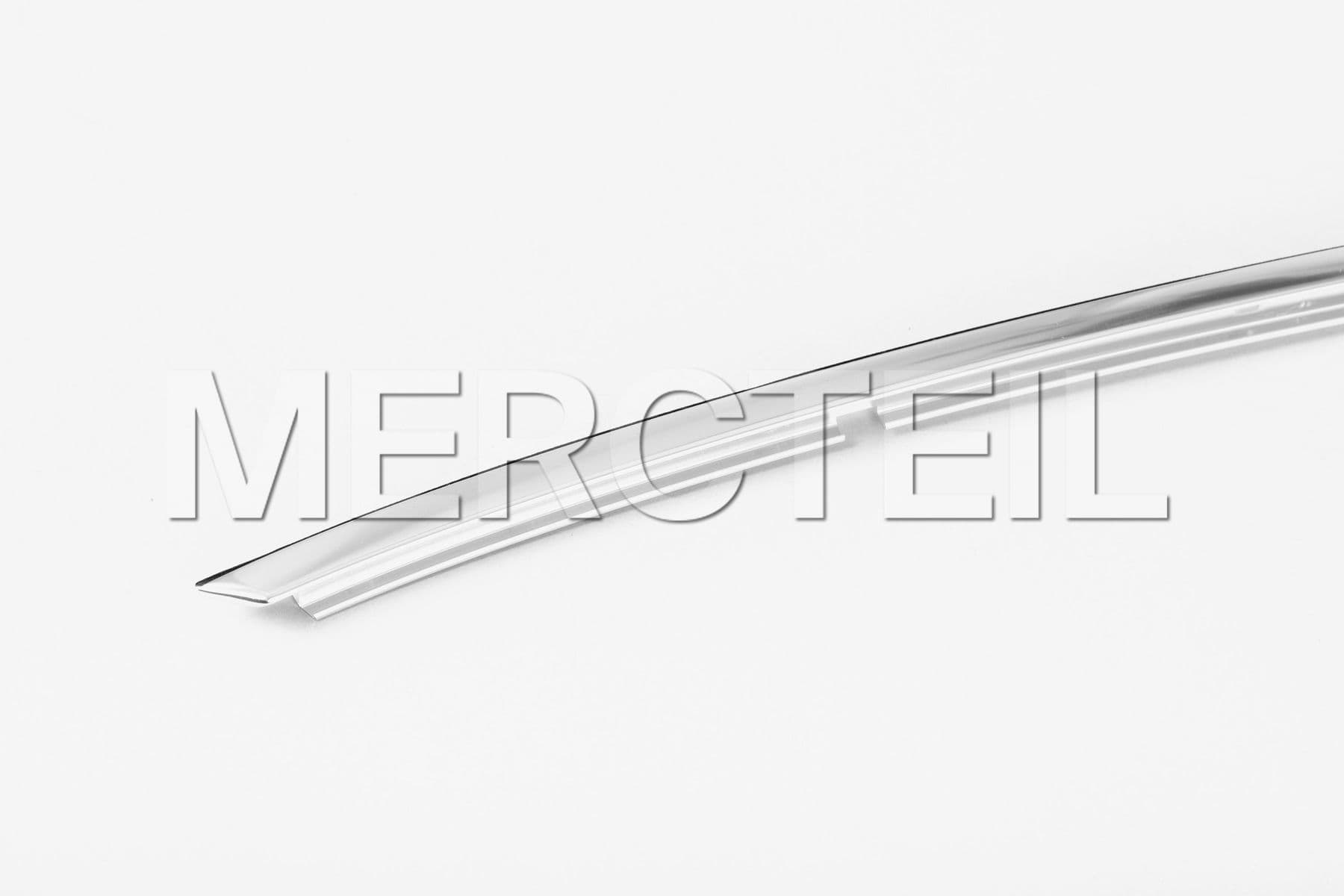 Buy the spare part Mercedes-Benz A1186732700 trim strip