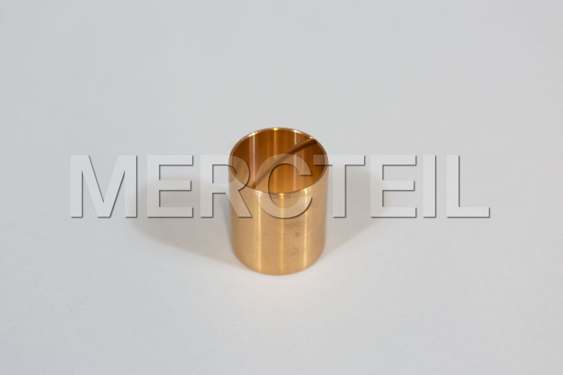 Buy the spare part MercedesBenz A1204620850 bushing