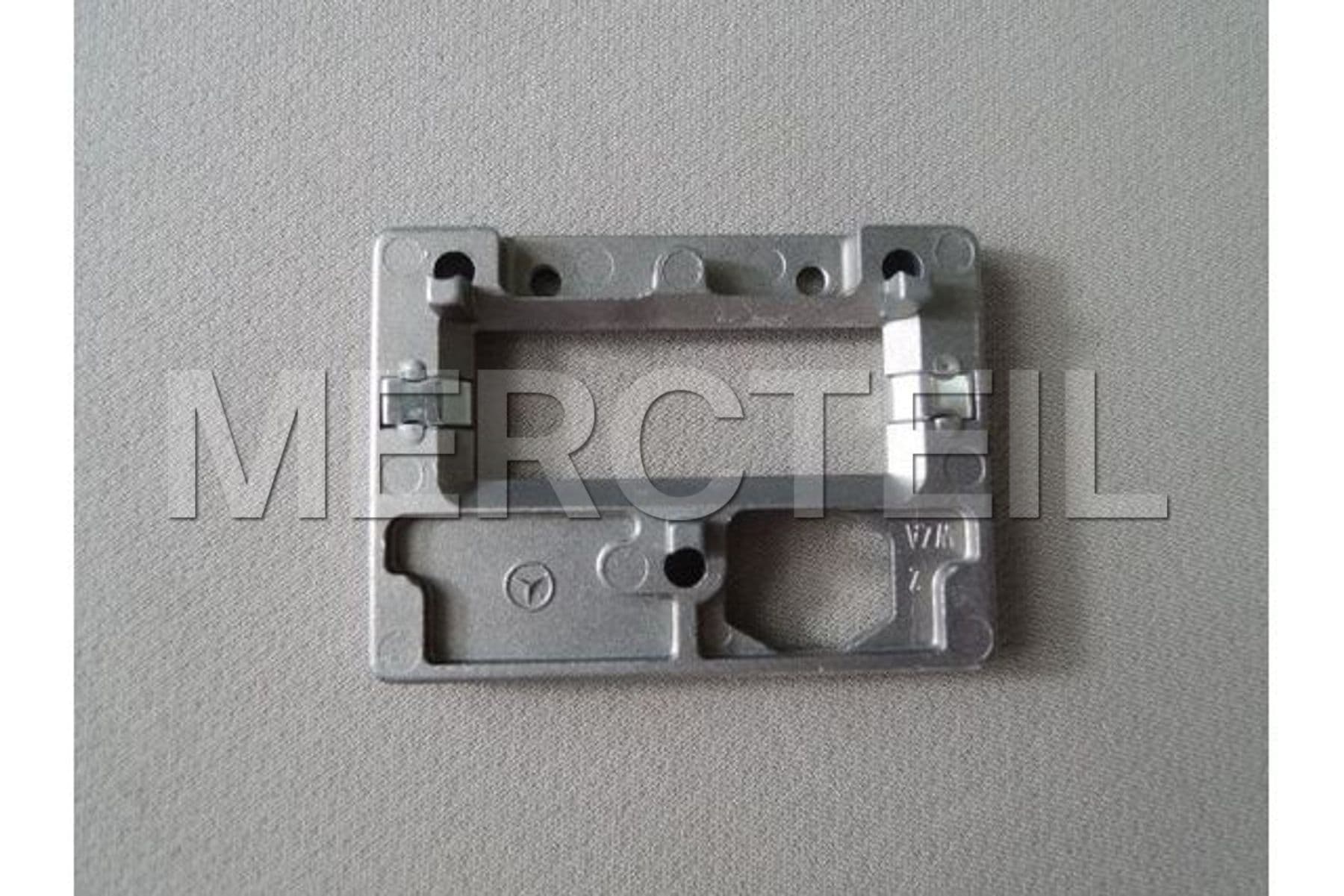 A1248100711 MERCEDES-BENZ BASE PLATE