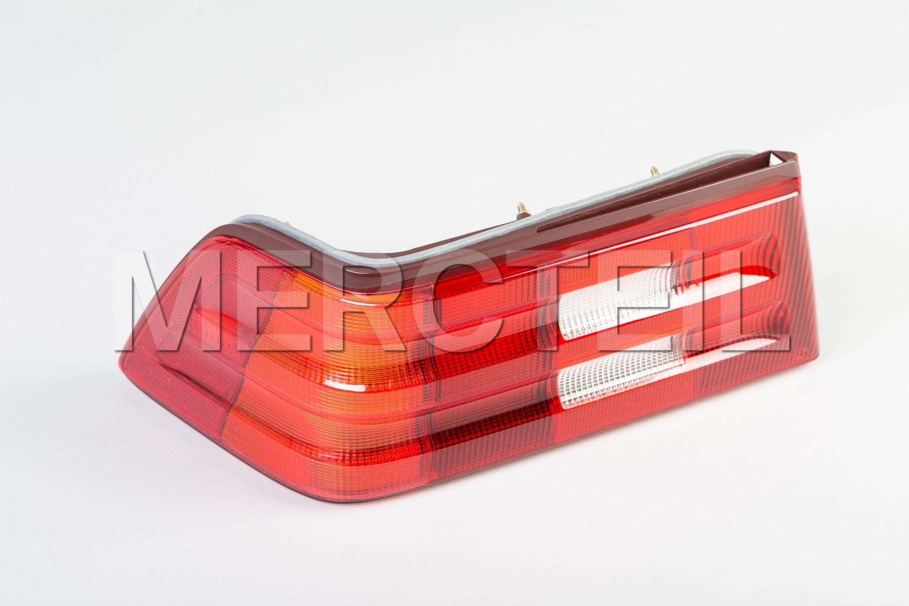 Kaufen Sie das Ersatzteil Mercedes-Benz A1298203366 lichtscheibe 