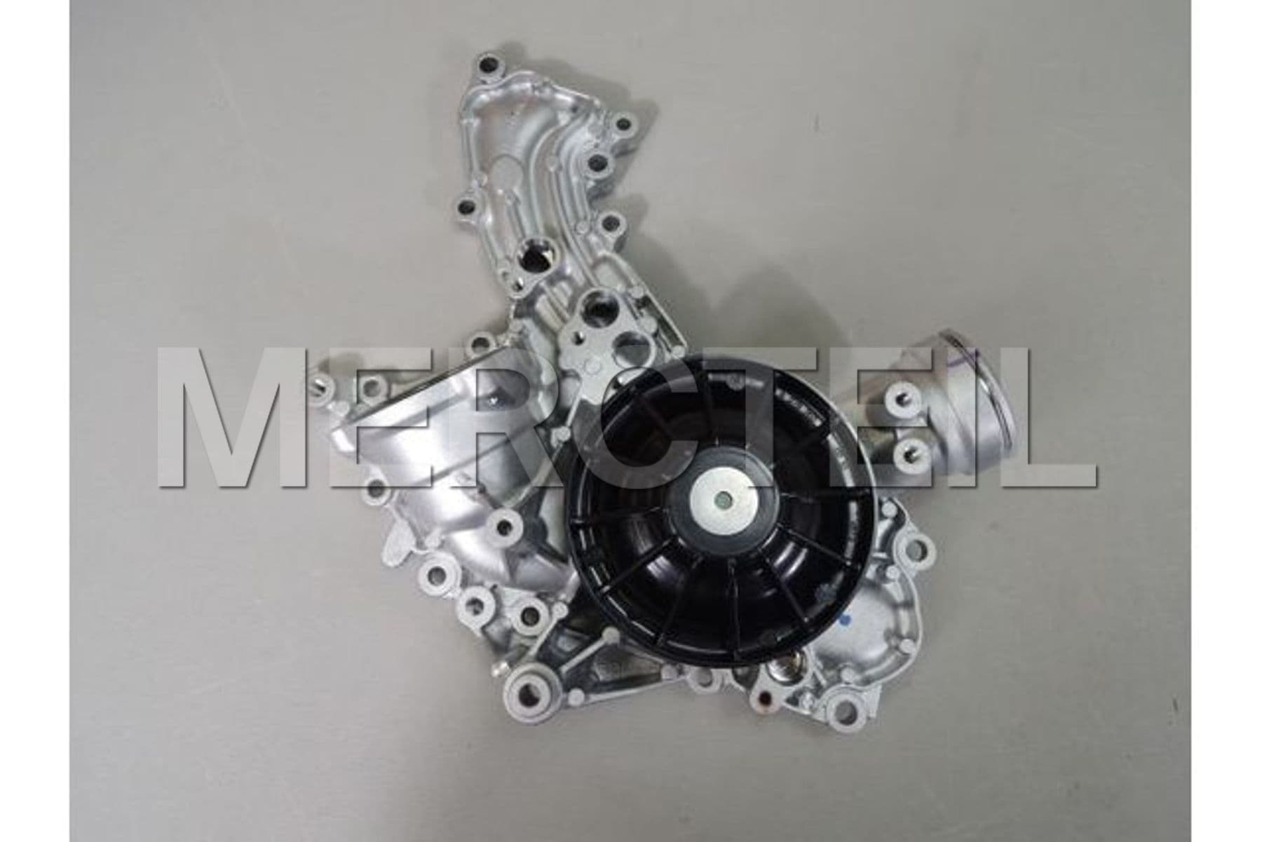 A1572000201 MERCEDES-BENZ WATER PUMP