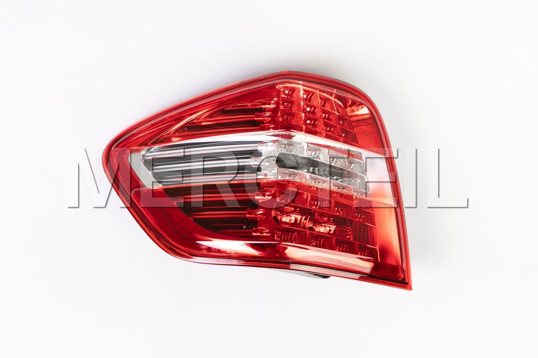 A1649064600 MERCEDES-BENZ REAR LAMP