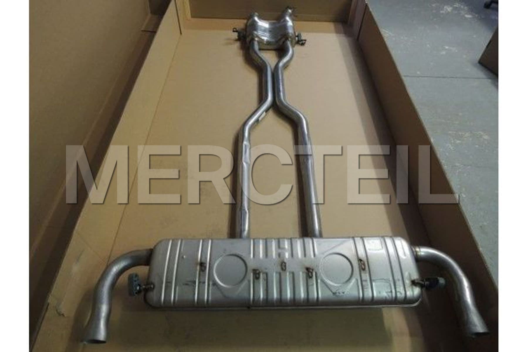 Buy the spare part MercedesBenz A1664900335 exhaust gas line