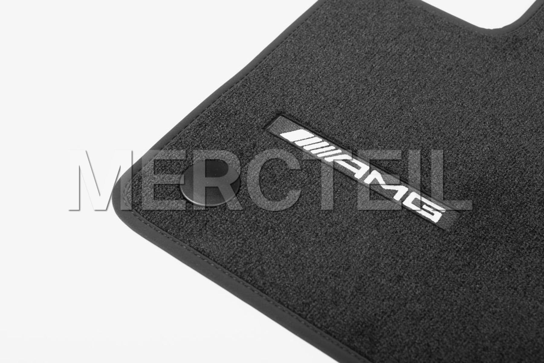 Buy the spare part MercedesBenz A16668009049F87 mat