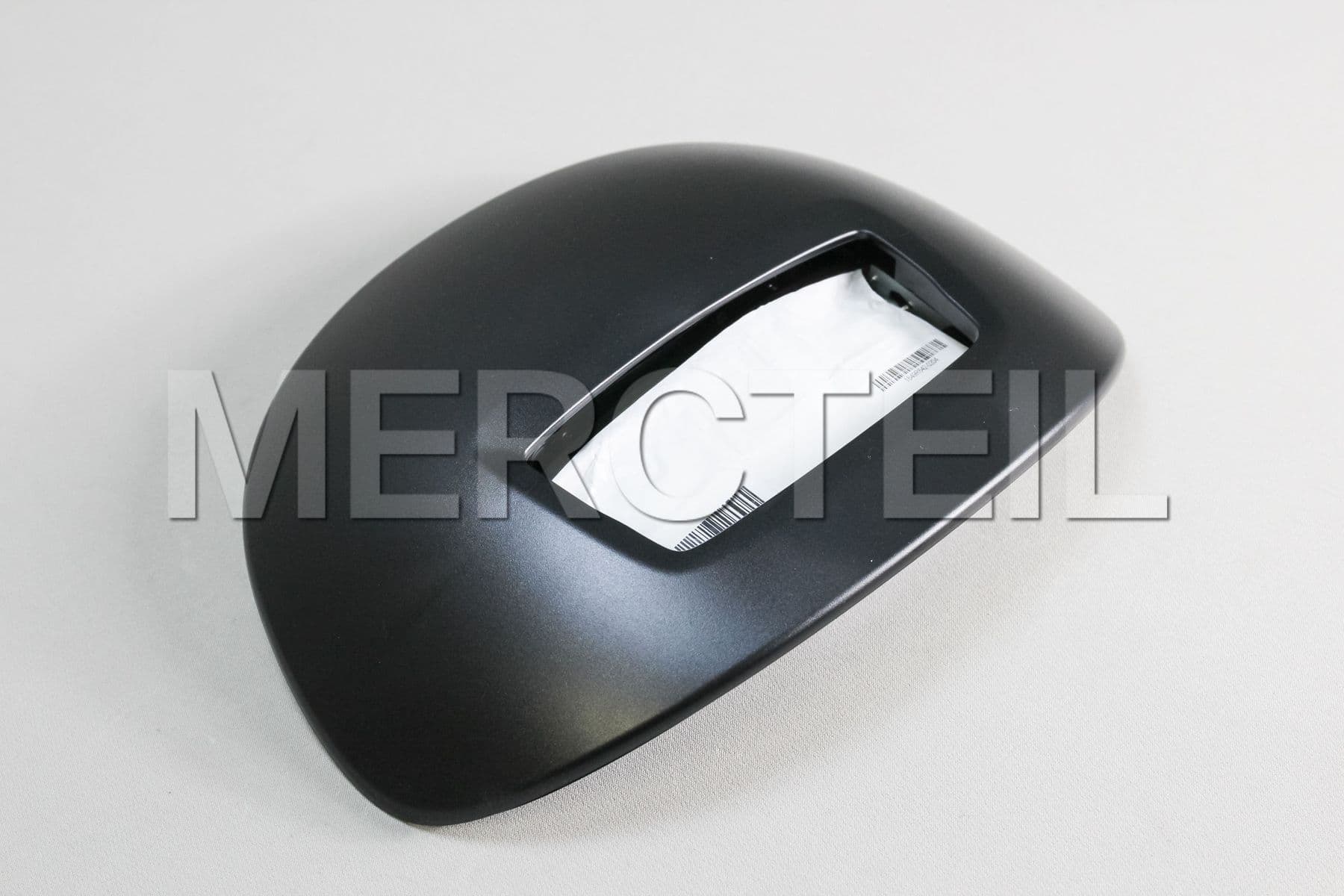 Buy the spare part Mercedes-Benz A16668906009051 cover