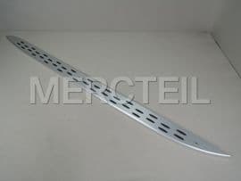 A1666900375 MERCEDES-BENZ STEP INSERT