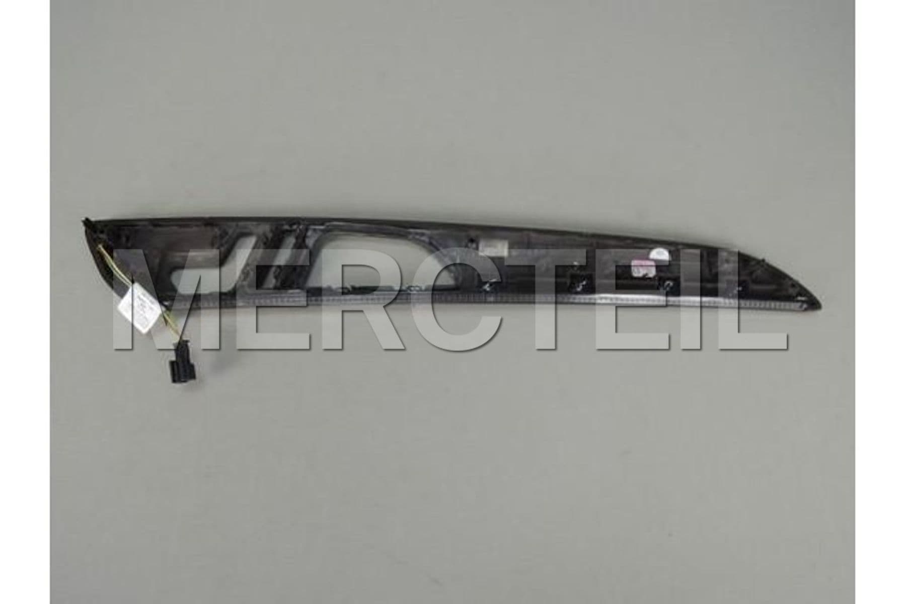 A1667201122 MERCEDES-BENZ TRIM STRIP