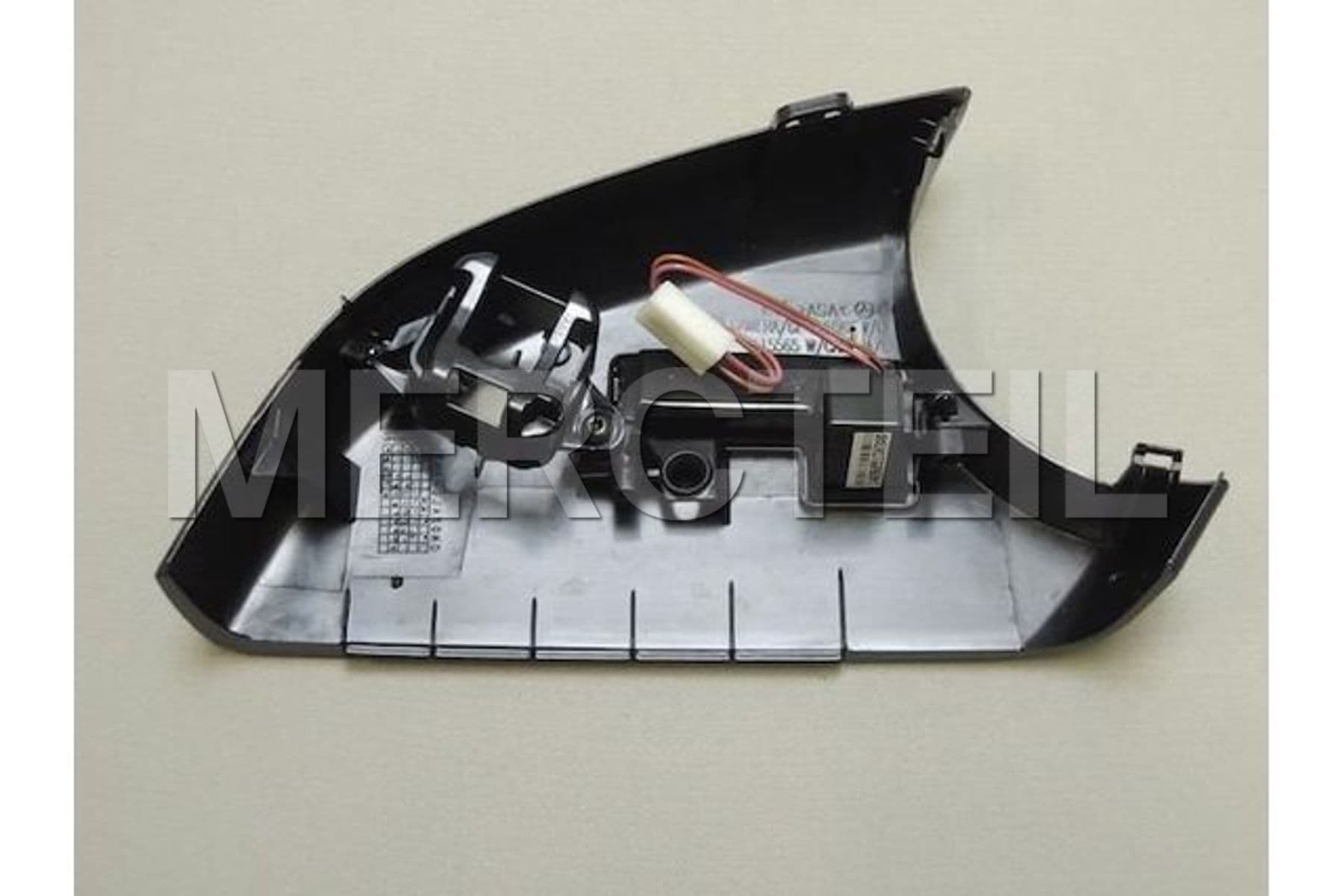 A1668100915 MERCEDES-BENZ COVERING PANEL