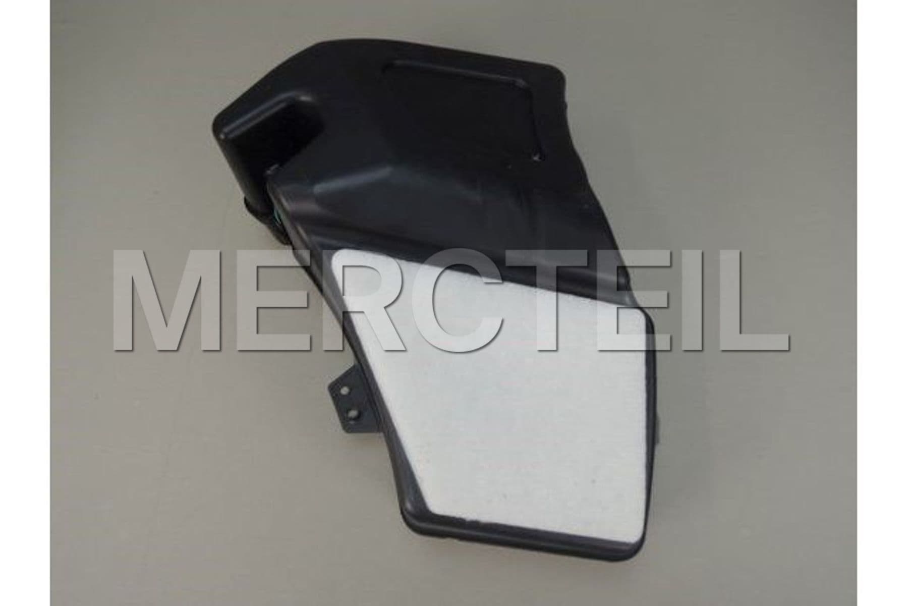 Buy the spare part Mercedes-Benz A1668202602 subwoofer