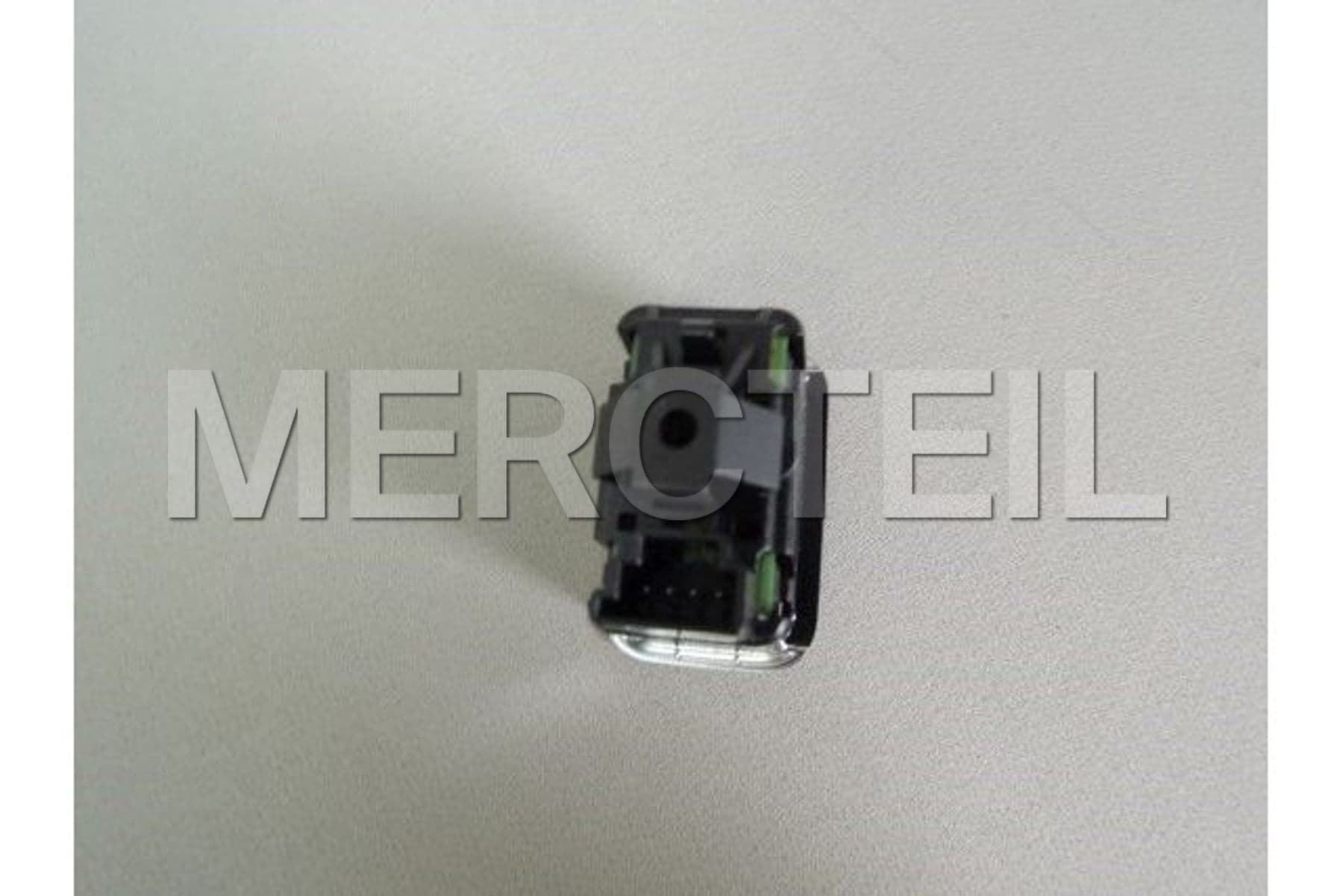 A1668707610 MERCEDES-BENZ PUSH-BUTTON SWITCH