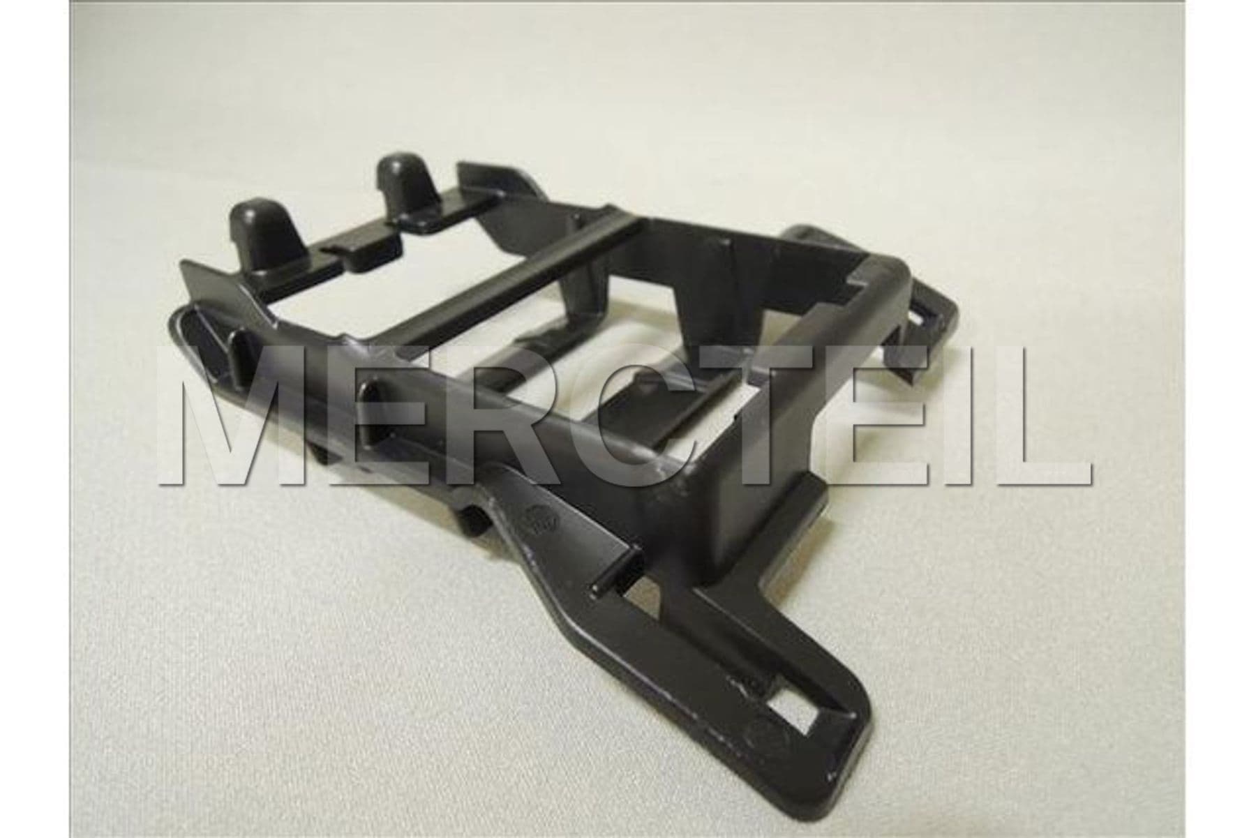 A1668851514 MERCEDES-BENZ BRACKET