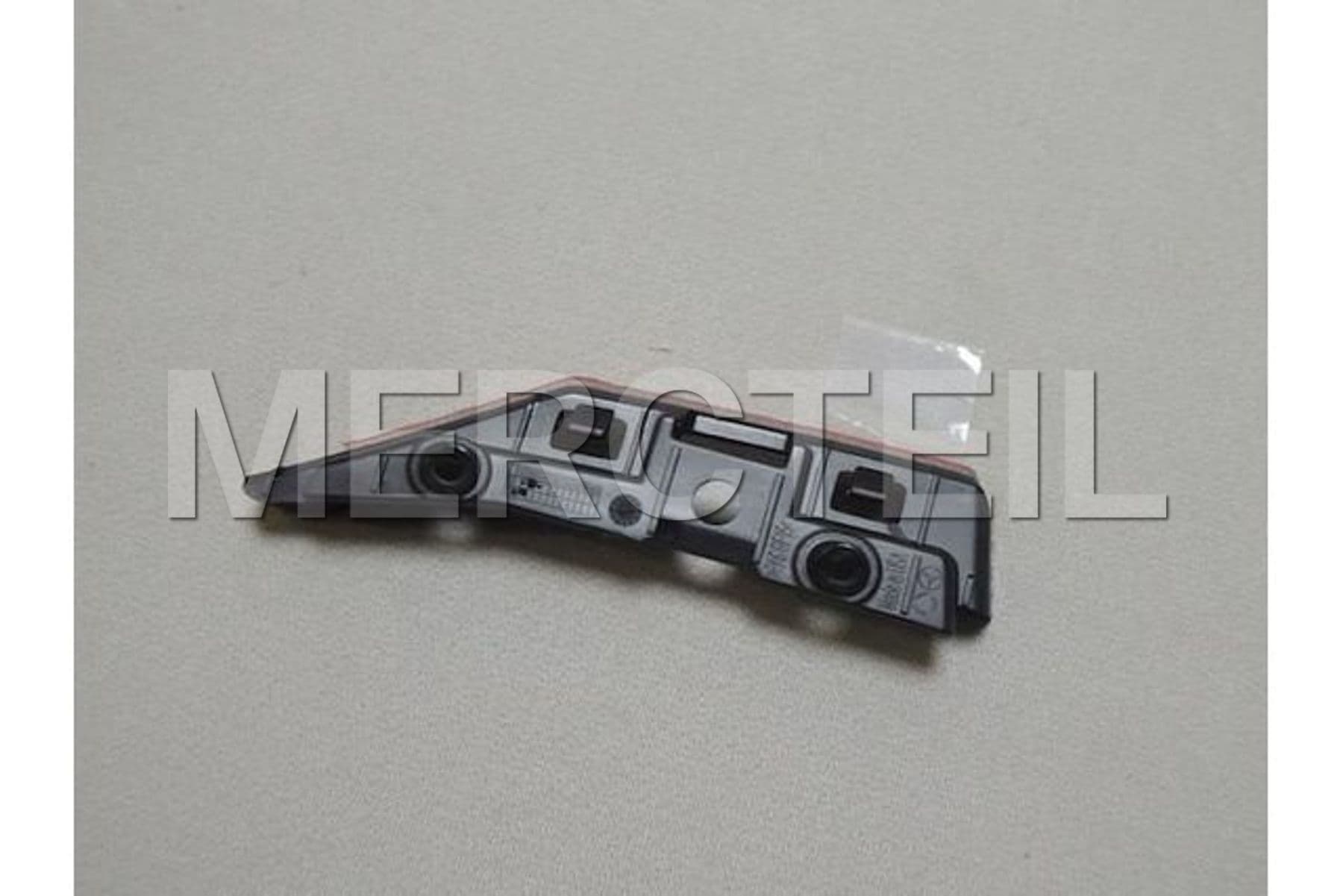 A1668852614 MERCEDES-BENZ BRACKET