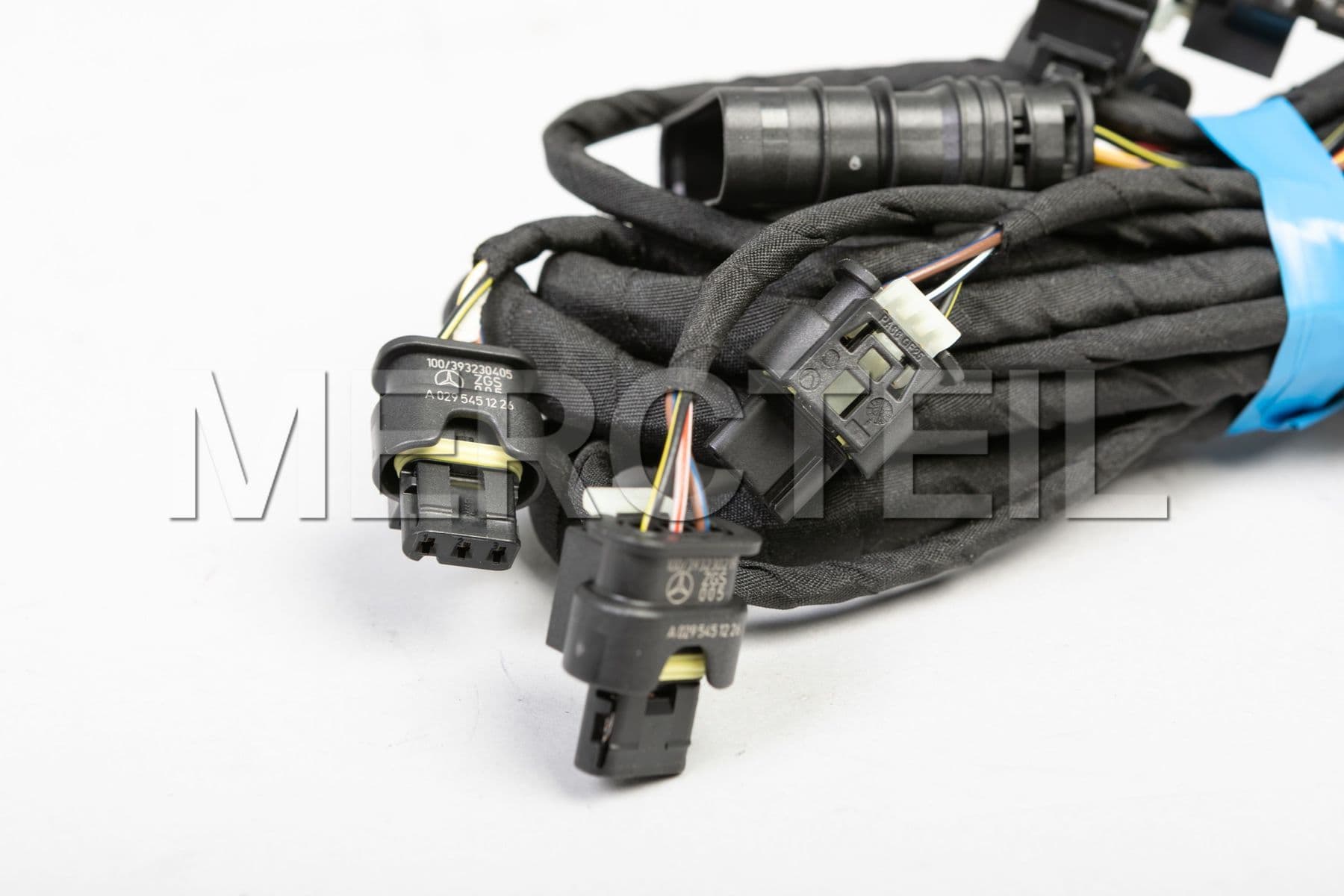 Kaufen Sie das Ersatzteil Mercedes-Benz A1675405652 elektrischer 