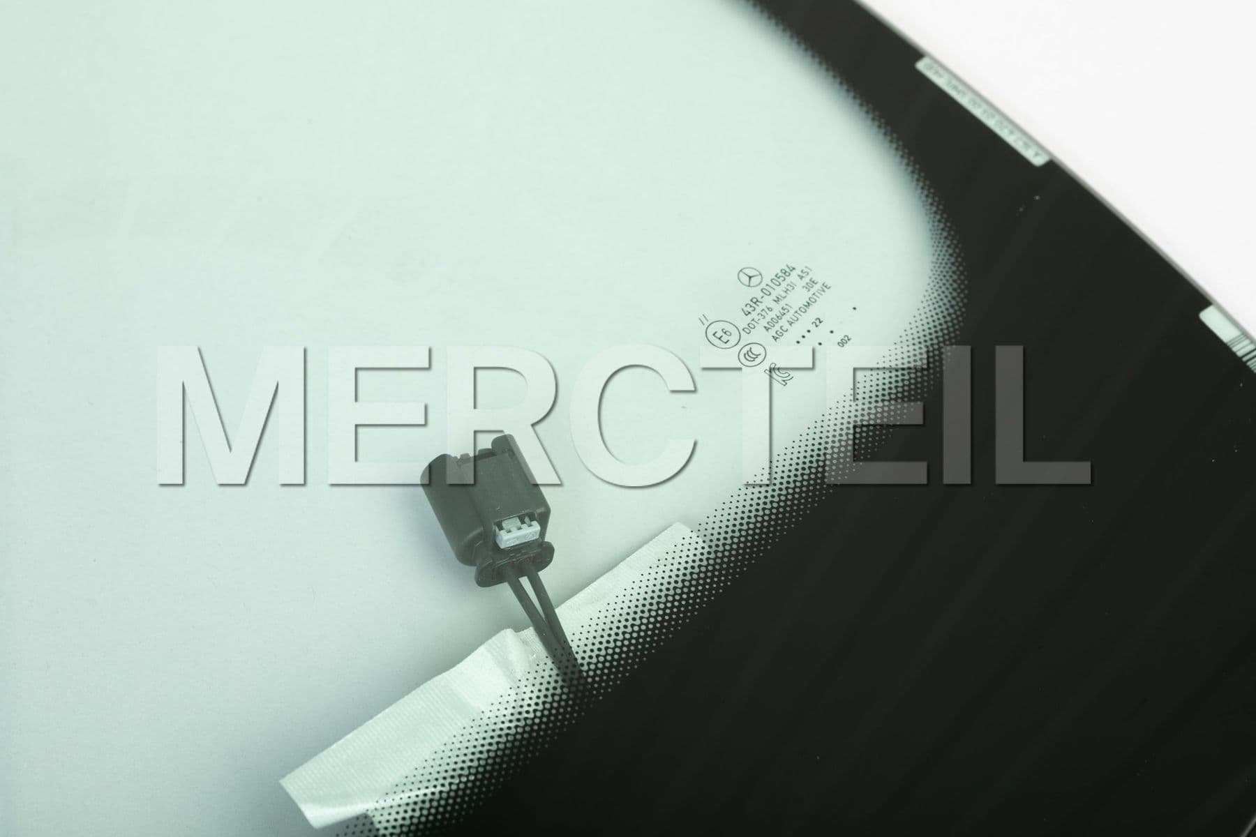 A1676700300 MERCEDES-BENZ WINDSHIELD