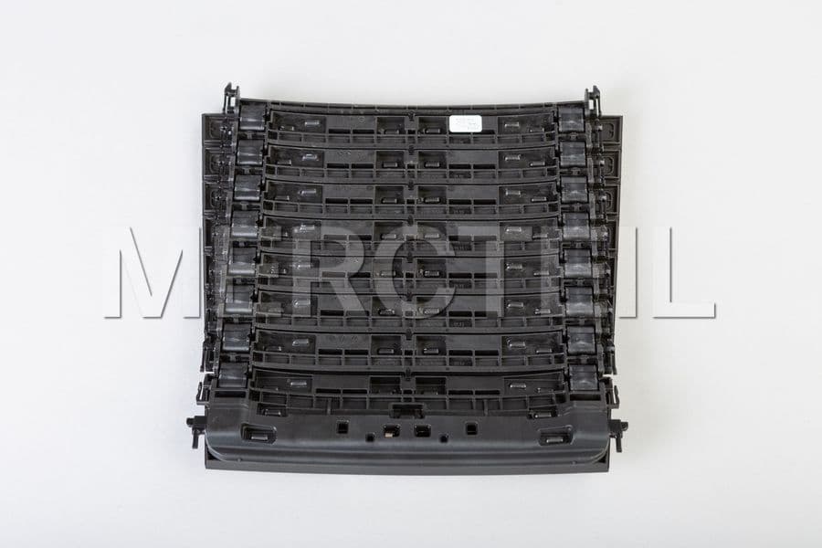 Buy the spare part Mercedes-Benz A1678108101 roller blind