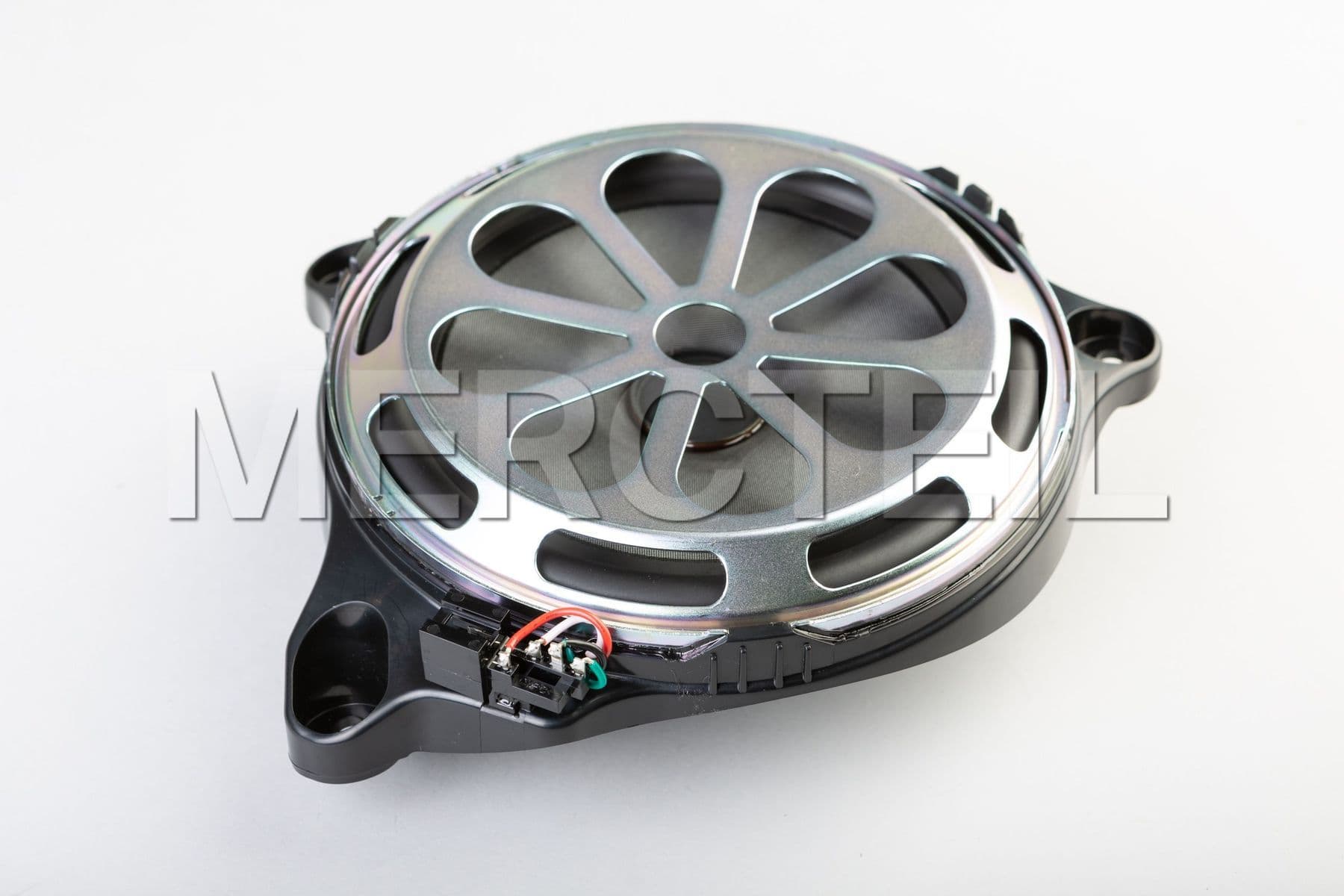 Buy the spare part Mercedes-Benz A1678204000 speaker