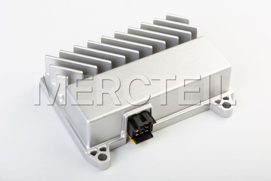 Buy the spare part Mercedes-Benz A1678270200 amplifier f hi fi system もも様専用