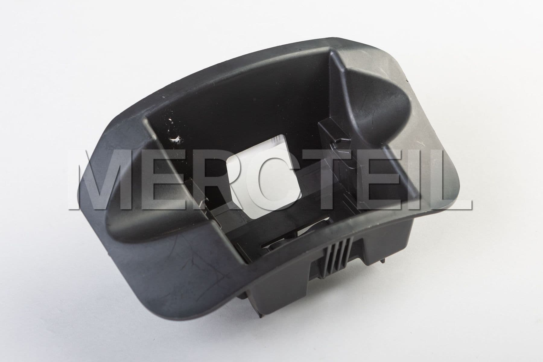 まっさん専用ページA Buy the spare part Mercedes-Benz A1678852306 cover bumper area