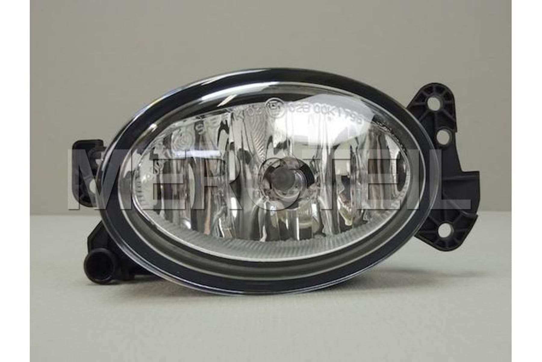 A1698201556 MERCEDES-BENZ FRONT FOG LAMP