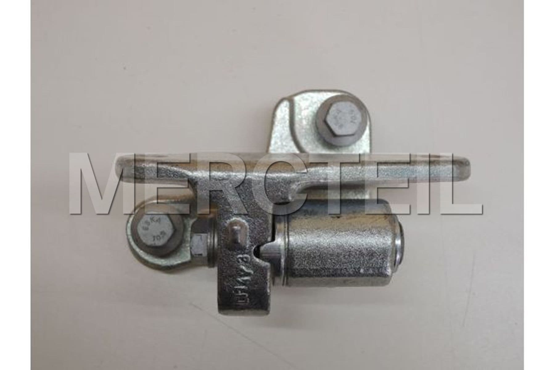 A1717200337 MERCEDES-BENZ HINGE FOR VEHICLE DOOR