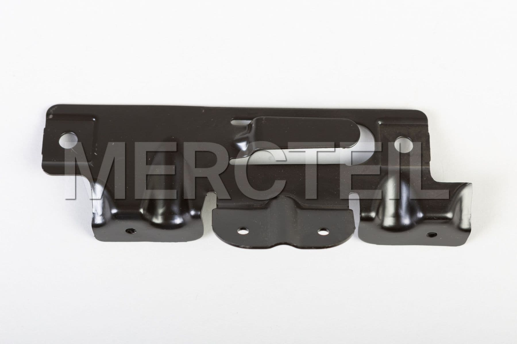 Buy the spare part Mercedes-Benz A1728630214 bracket