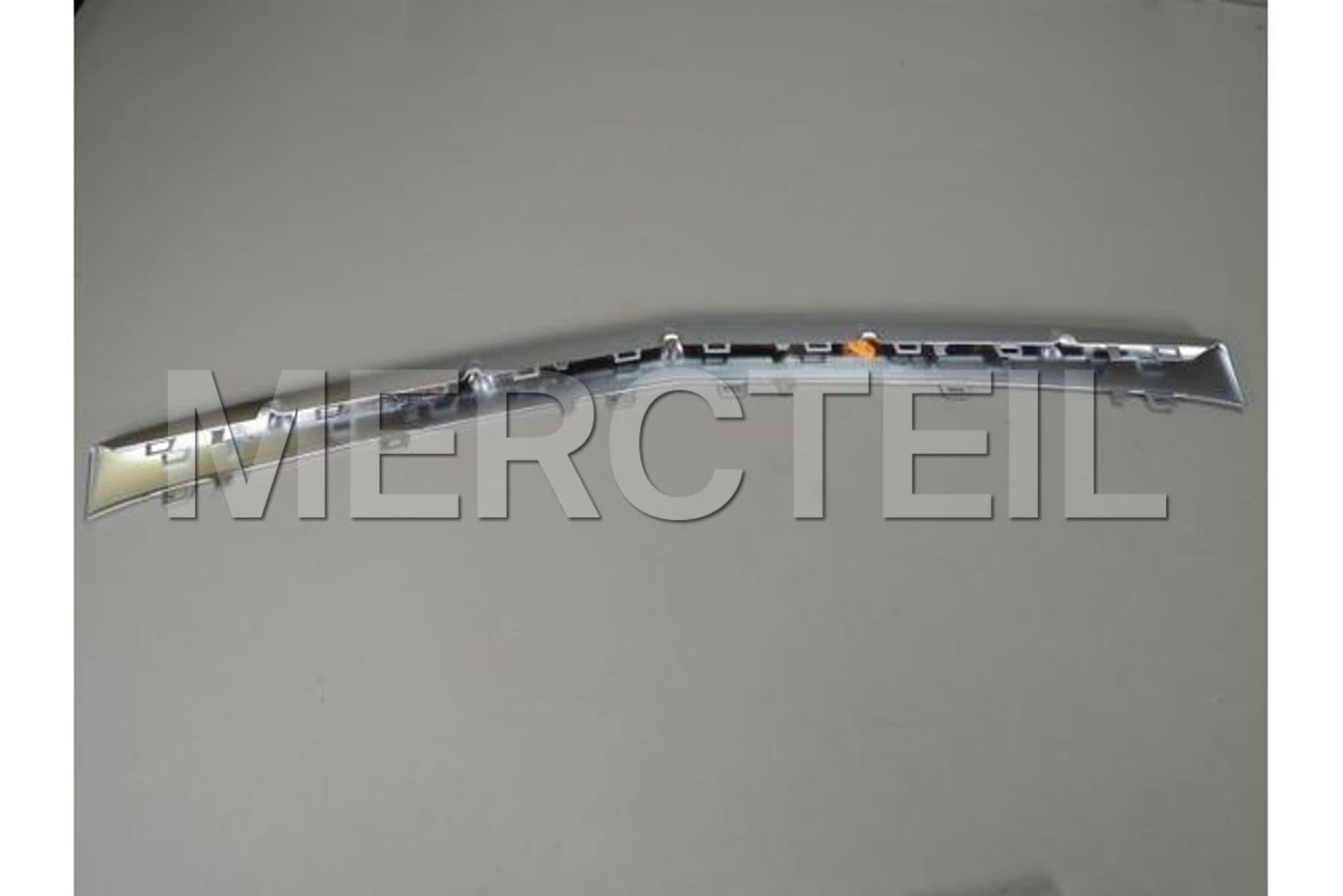 A1728852000 MERCEDES-BENZ TRIM STRIP