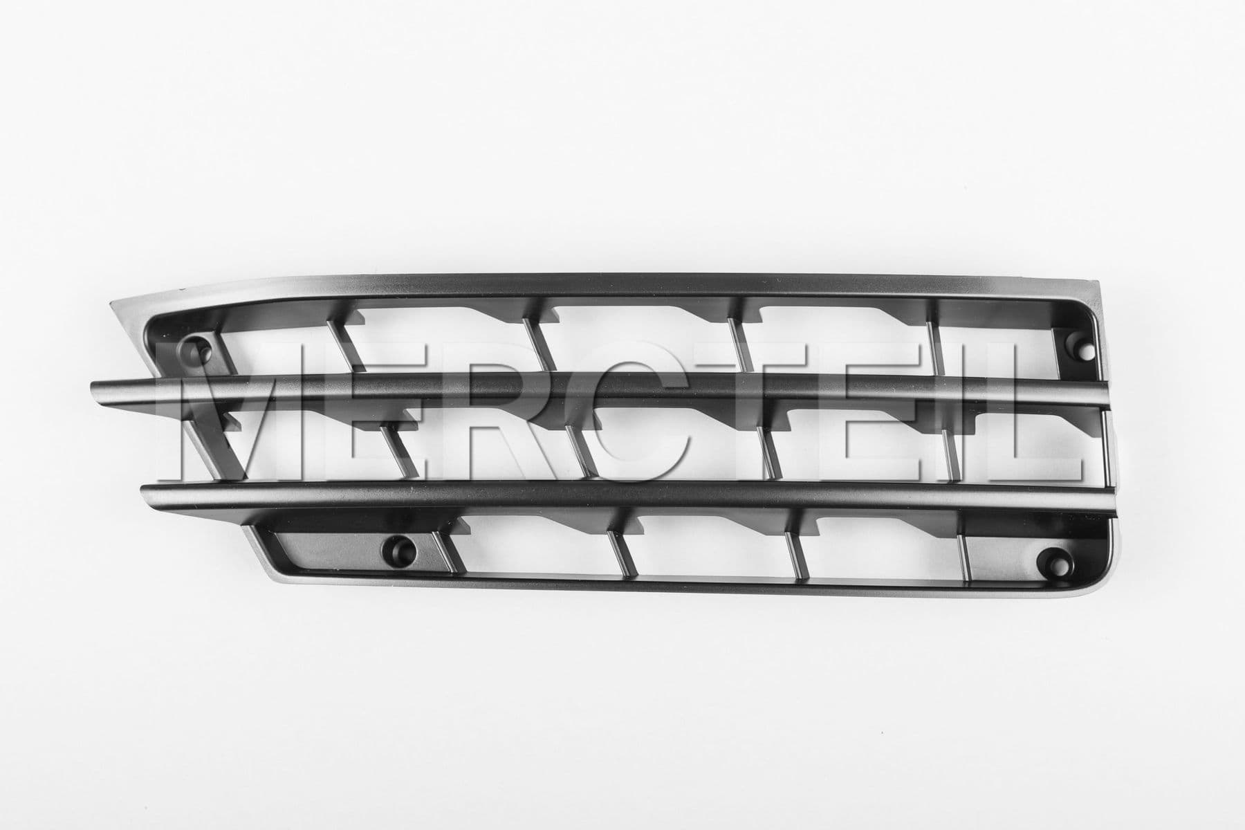 Buy the spare part Mercedes-Benz A1728852423 cover bumper area