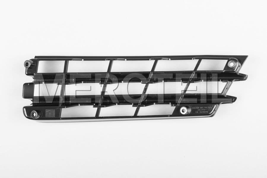 Buy the spare part Mercedes-Benz A1728852423 cover bumper area