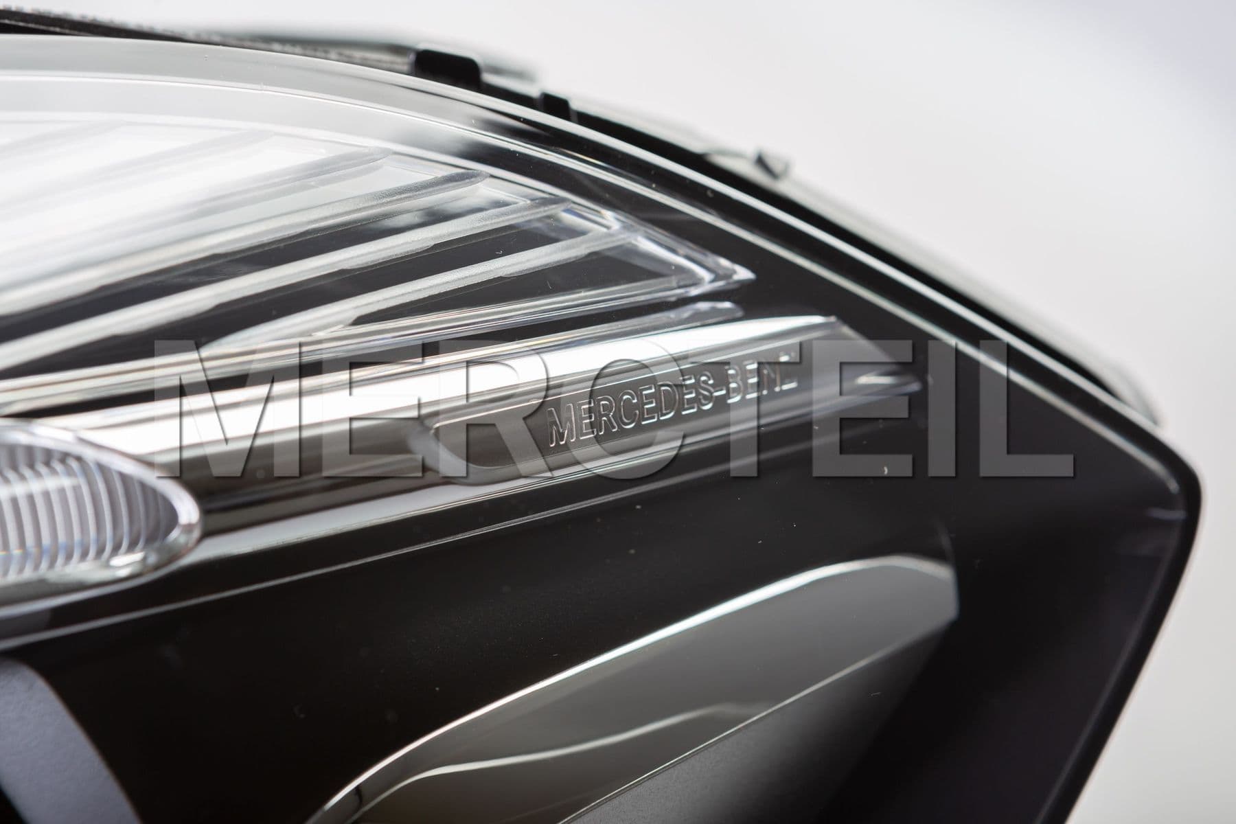 A1768204661 MERCEDES-BENZ LAMP UNIT