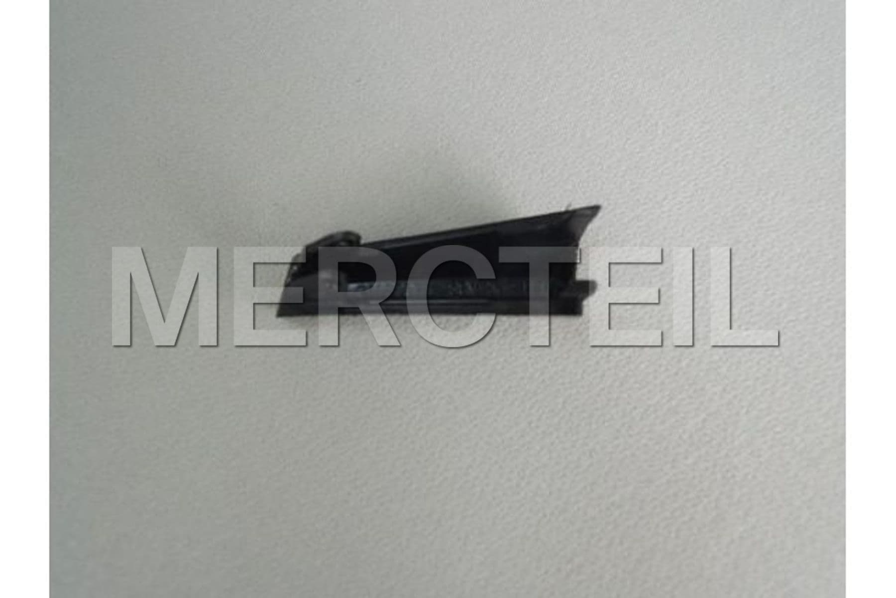 A1768806900 MERCEDES-BENZ COVERING PANEL