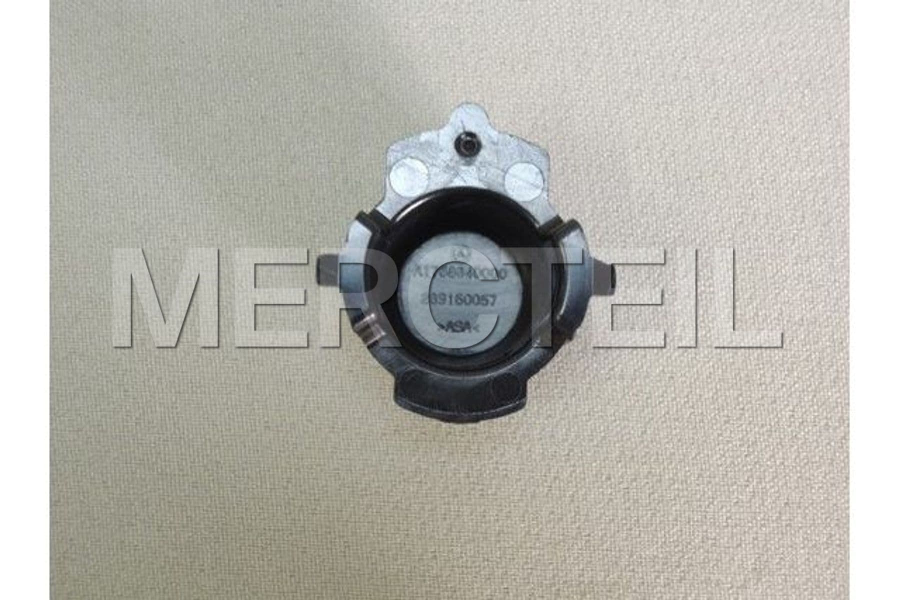 A1768840000 MERCEDES-BENZ COVERING PANEL