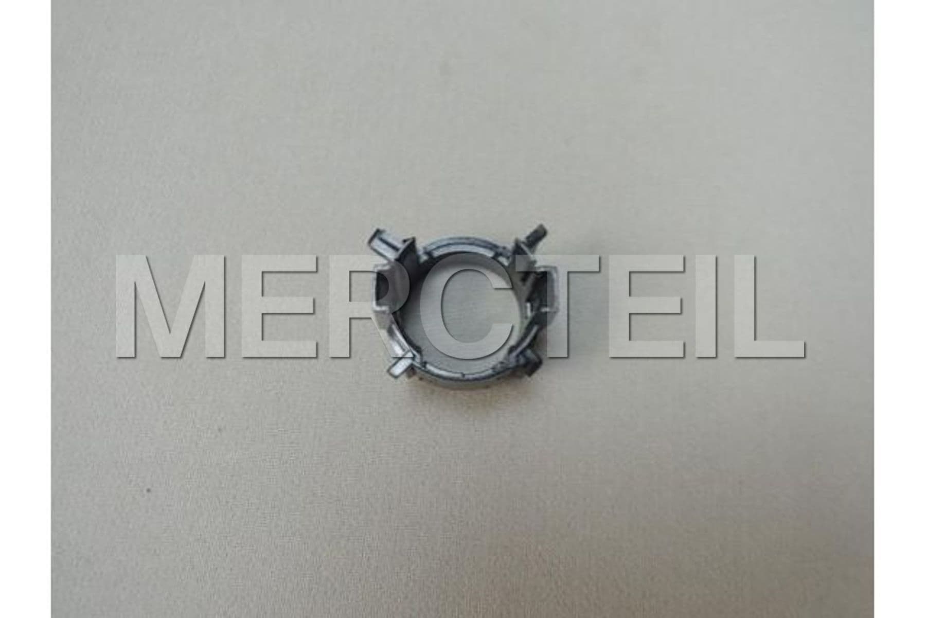 A1768853100 MERCEDES-BENZ MOUNT