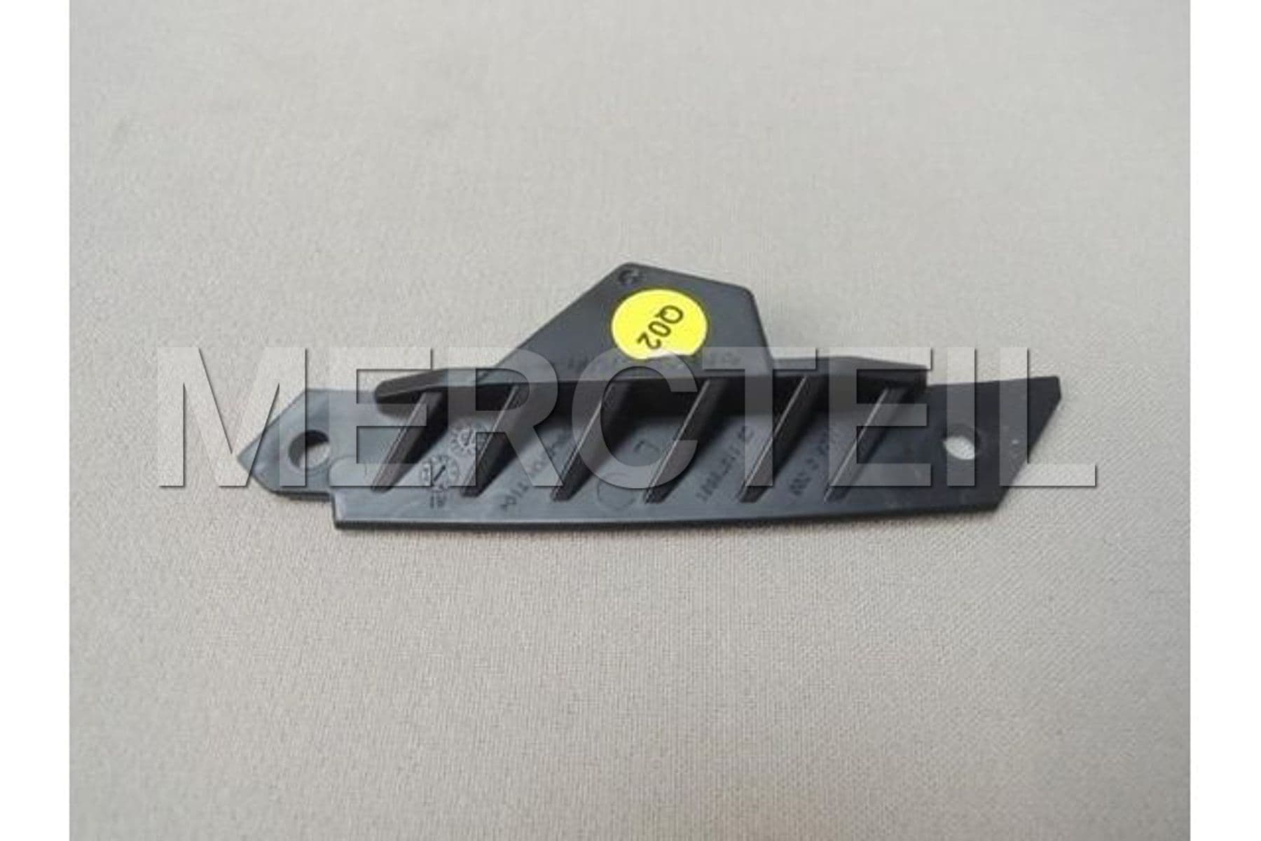 A1768857500 MERCEDES-BENZ STOSSFAE.HALTER