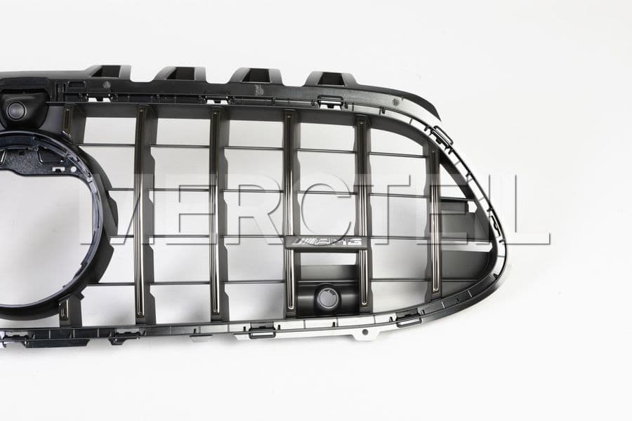 a-1778802906-mercedes-benz-