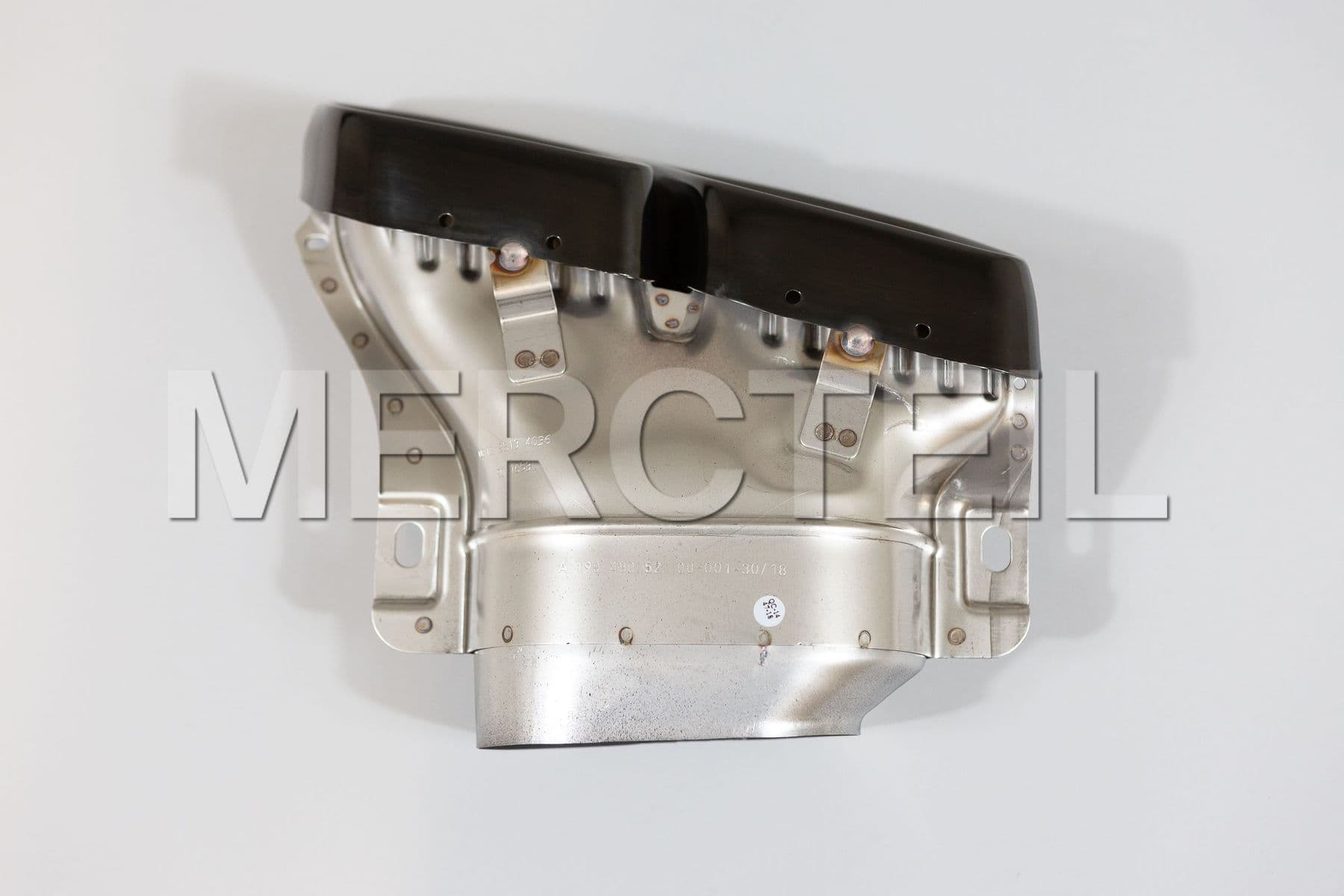 Buy the spare part Mercedes-Benz A1904905200 tail pipe trim