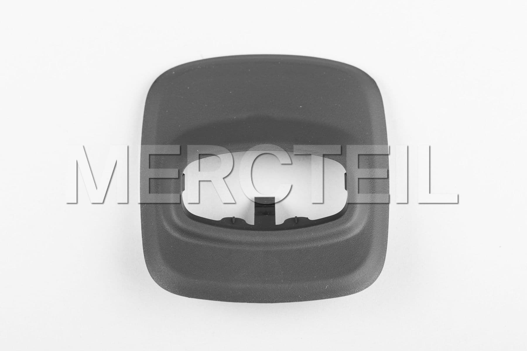 Buy the spare part Mercedes-Benz A19069000799051 trim ring