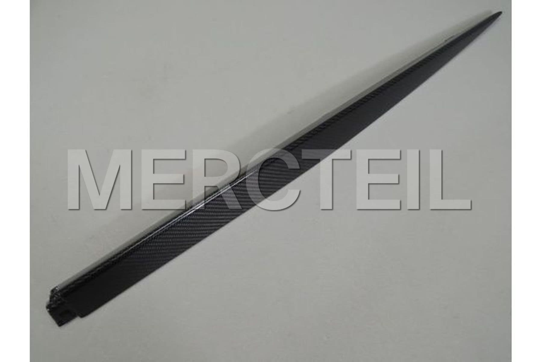 Buy the spare part Mercedes-Benz A1906942100 ornamental trim