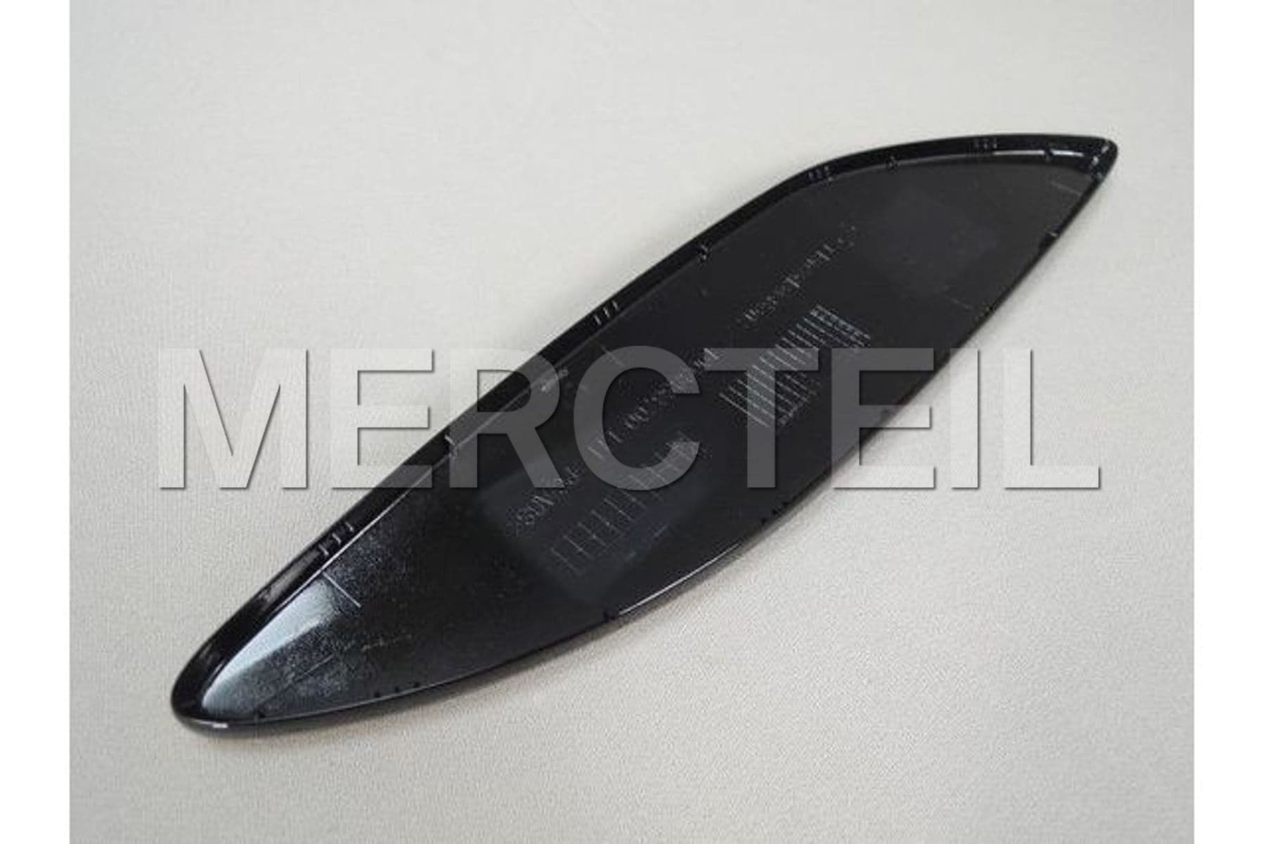 Buy the spare part Mercedes-Benz A1908856700 side spoiler