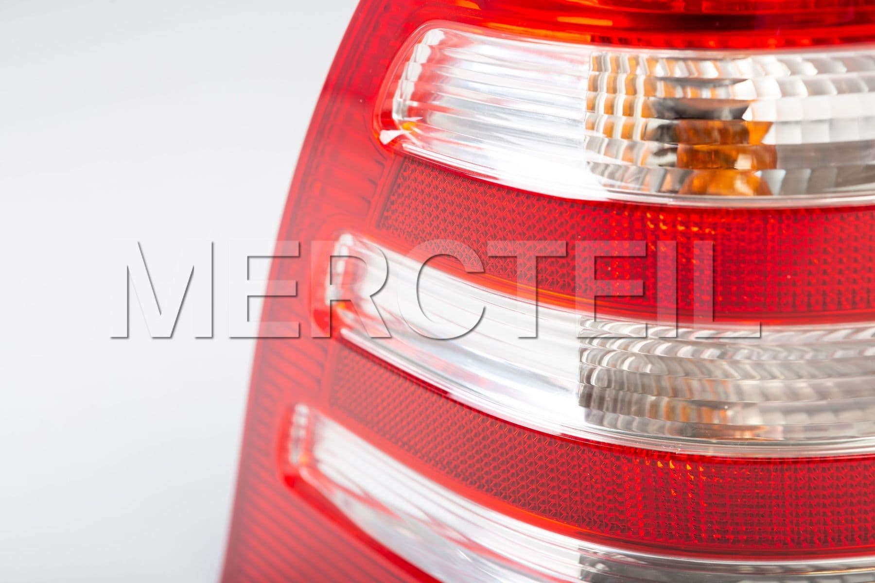 A2038202364 MERCEDES-BENZ TAIL LAMP