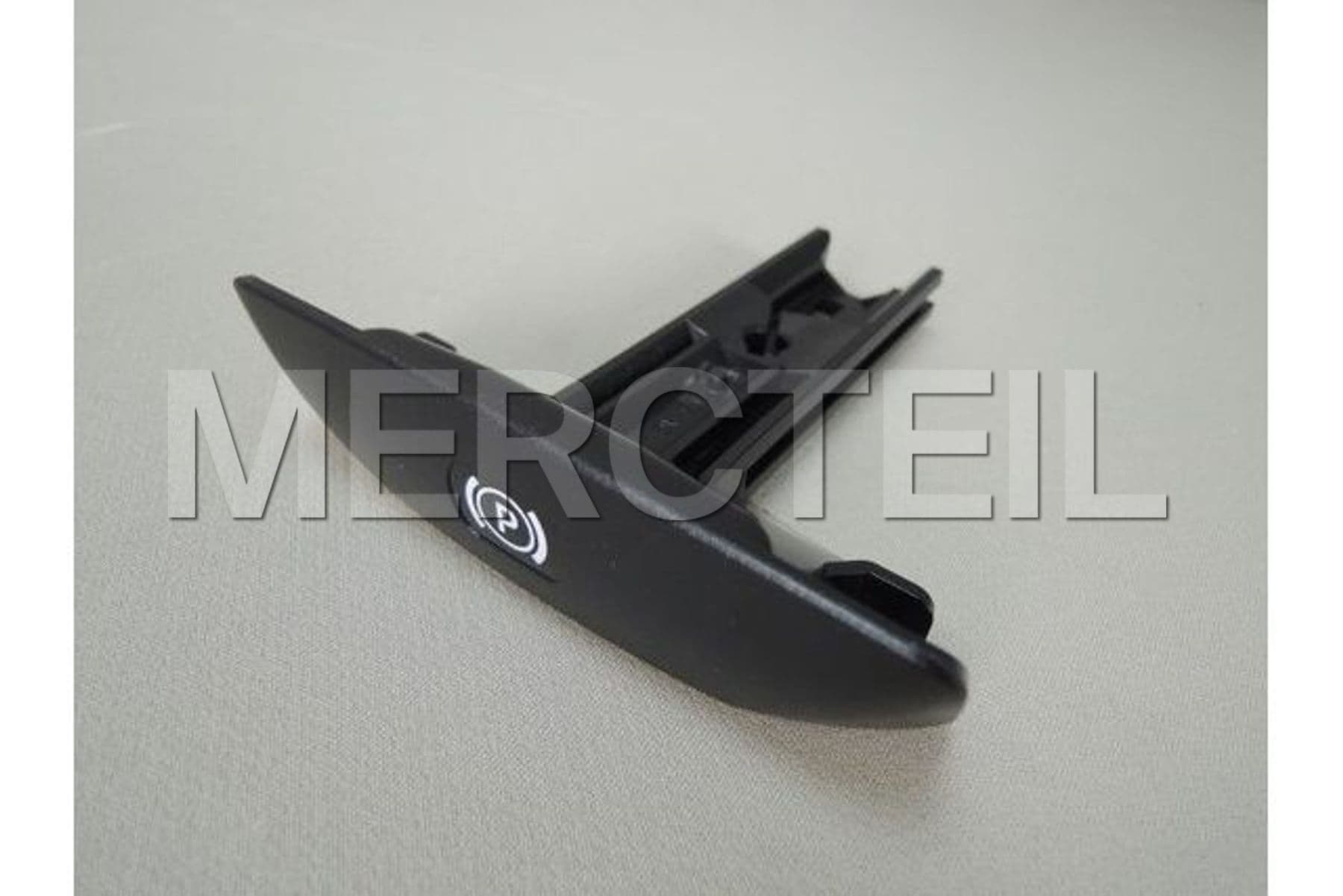 A2044270020 MERCEDES-BENZ HANDLE