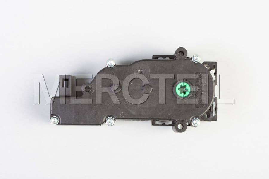 Buy the spare part Mercedes-Benz A2047500060 drive