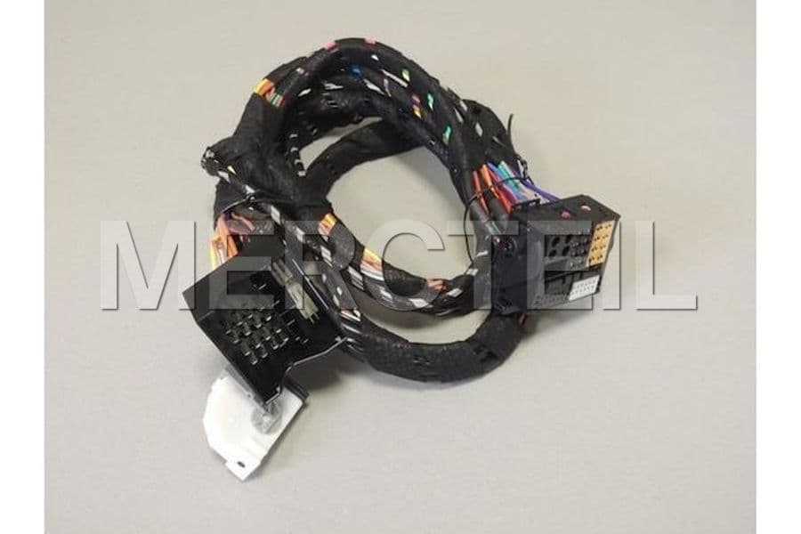 Buy the spare part MercedesBenz A2048202104 electrical wiring harness