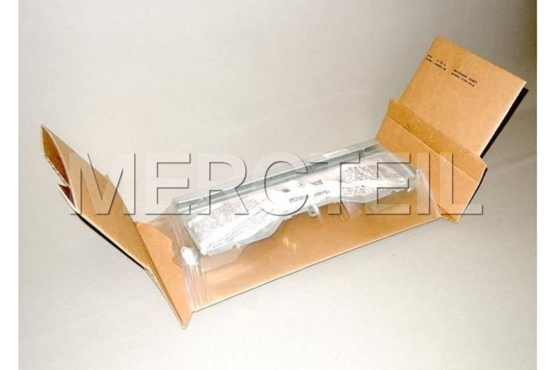 A2048601902 MERCEDES-BENZ KNEE AIRBAG
