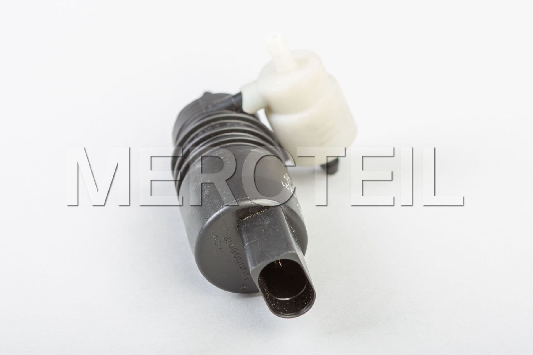 A2048660221 MERCEDES-BENZ PUMP