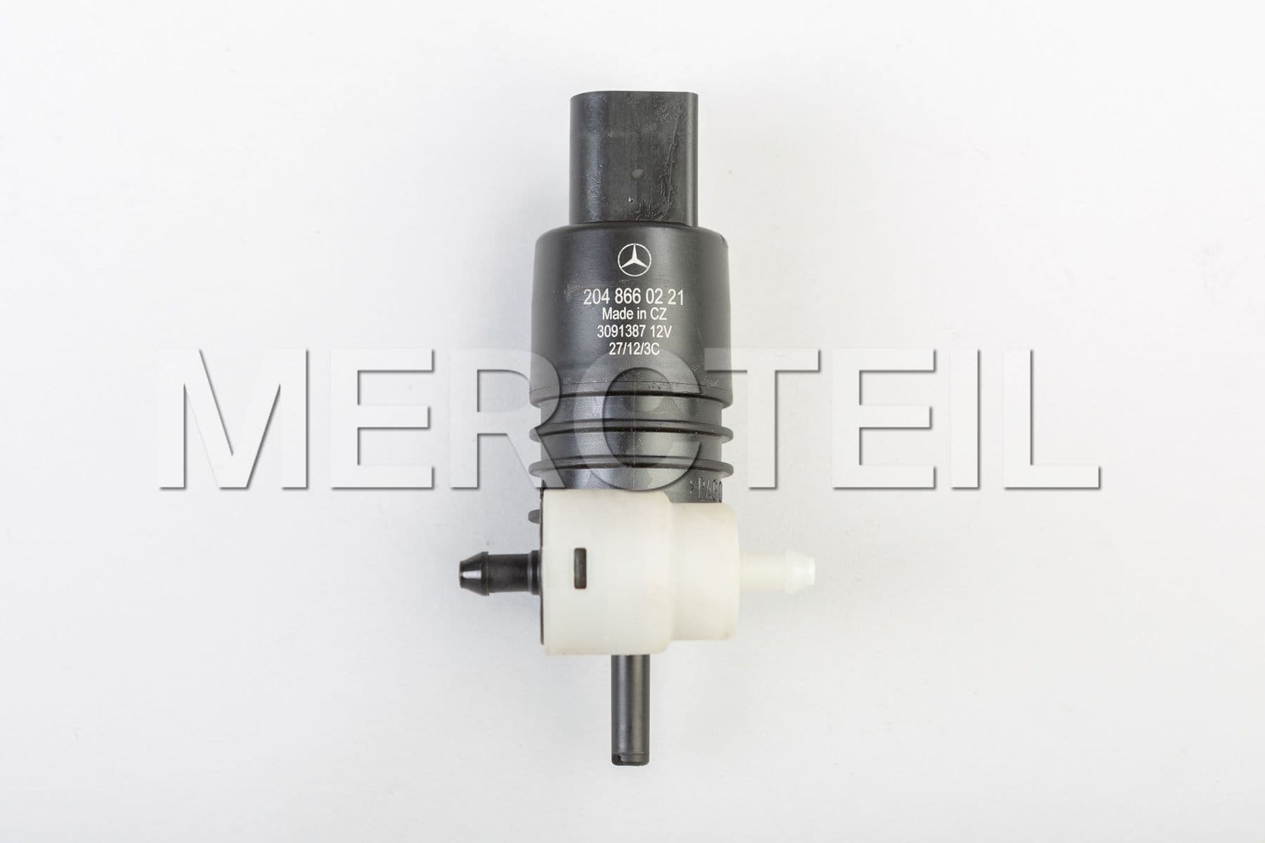 A2048660221 MERCEDES-BENZ PUMP