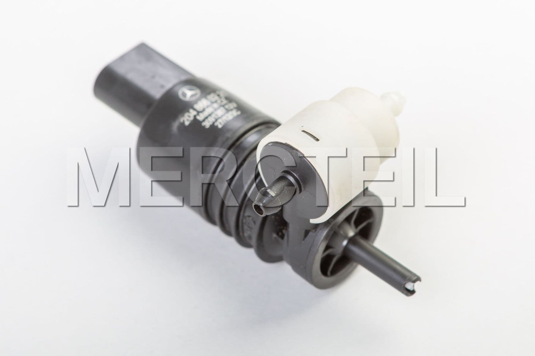 A2048660221 MERCEDES-BENZ PUMP