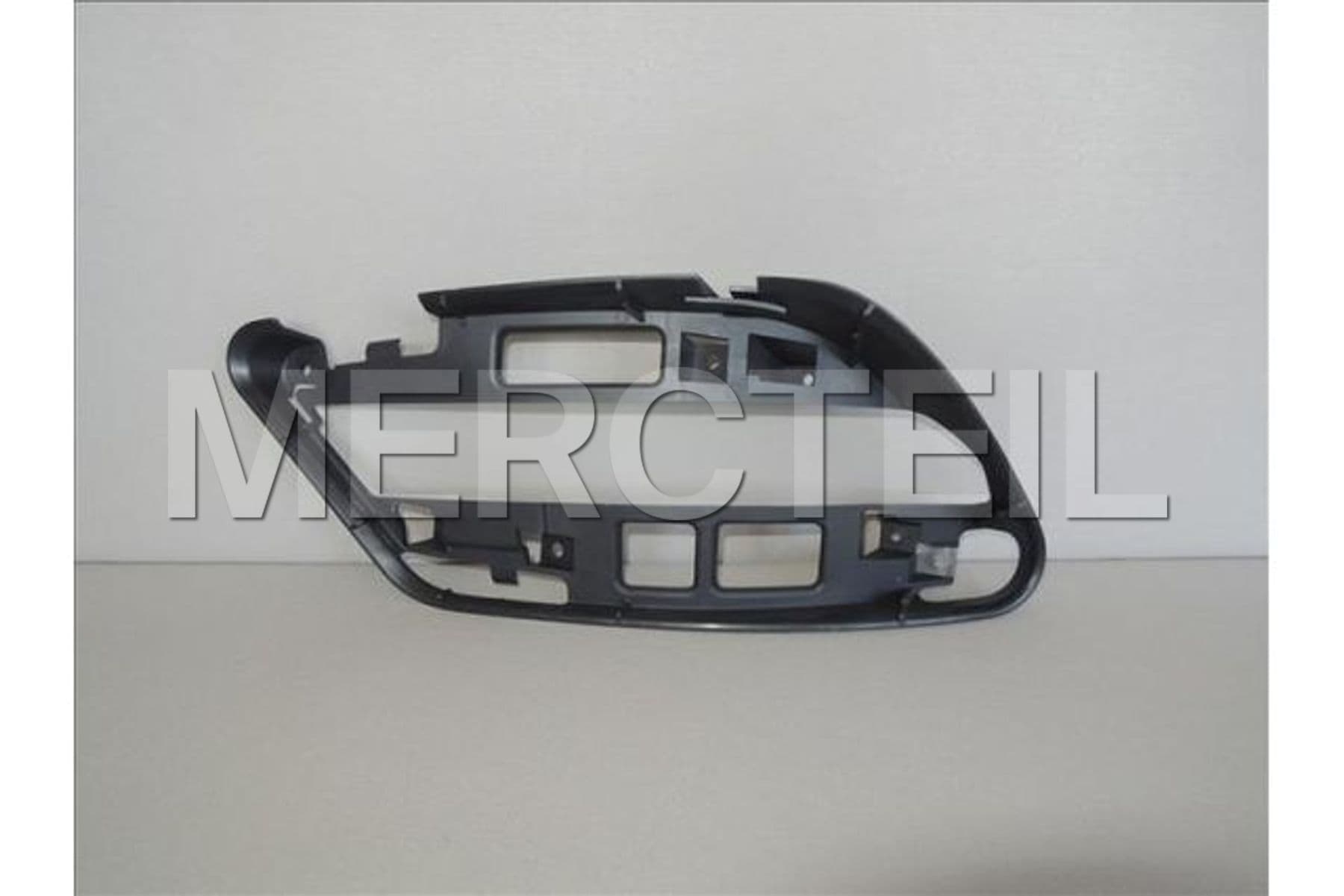 A2048852814 MERCEDES-BENZ ANGLE BRACKET